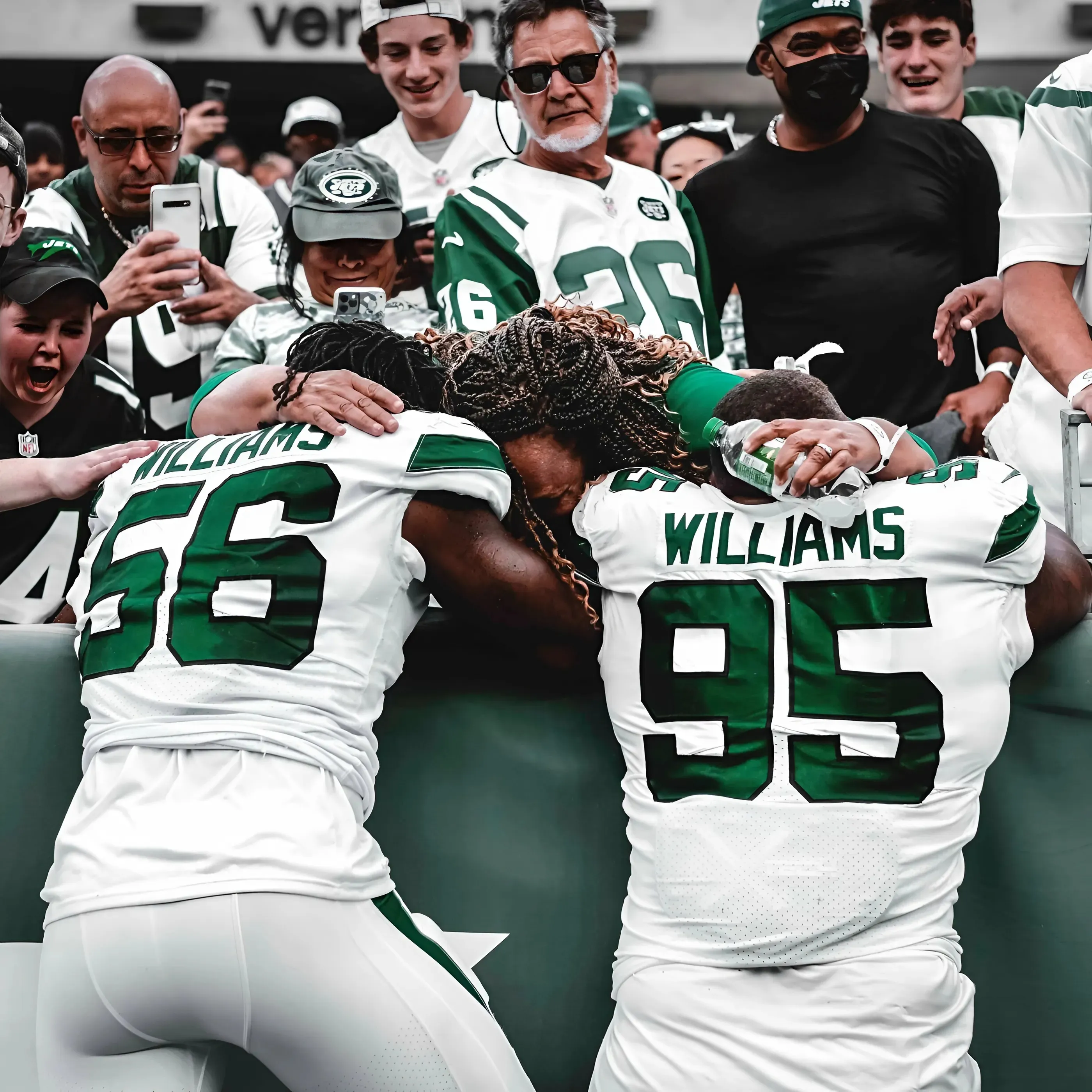 Jets Give Tryout to Mysterious Brother of All-Pros, Chance at NFL History