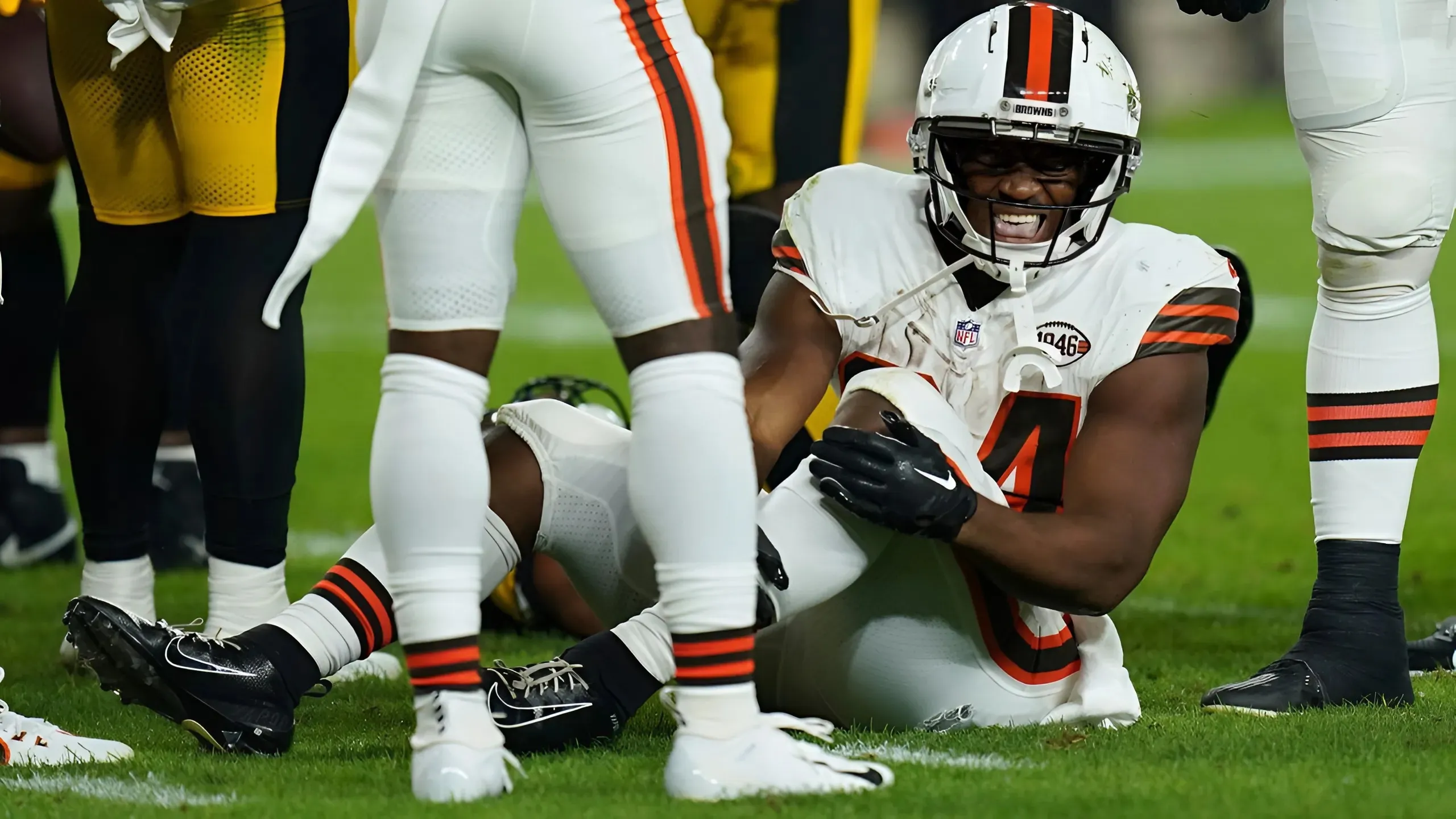 Browns Deliver Tough News on Nick Chubb’s Future