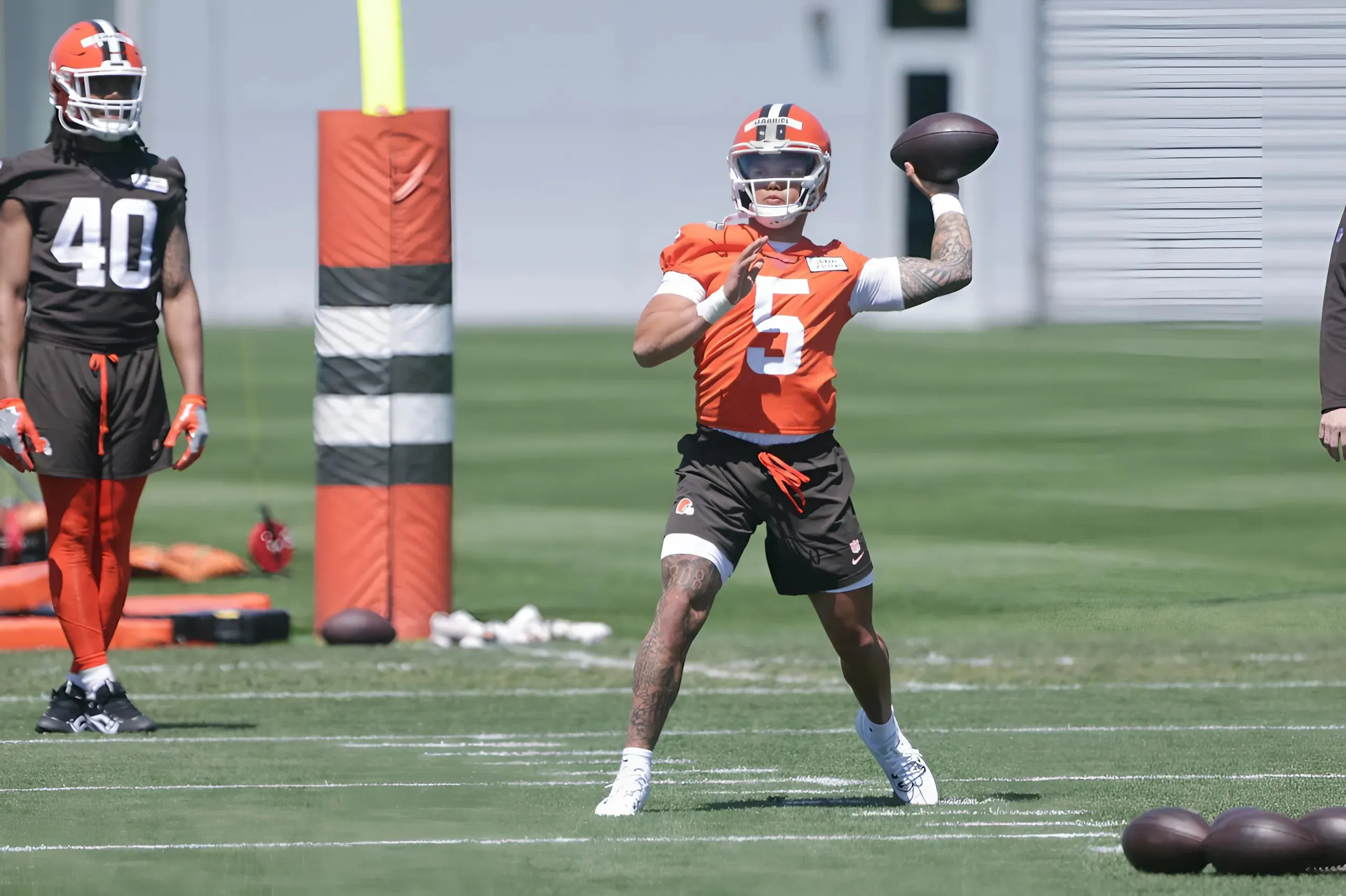 Browns Send Message on Shedeur Sanders-Dillon Gabriel Pecking Order