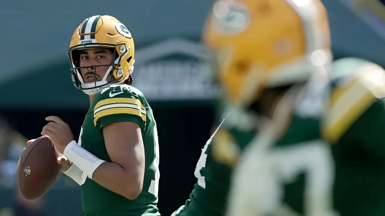 BREAKING: Packers Urged To Sign Former No. 1 Pick To Fix Pass Rush Problems