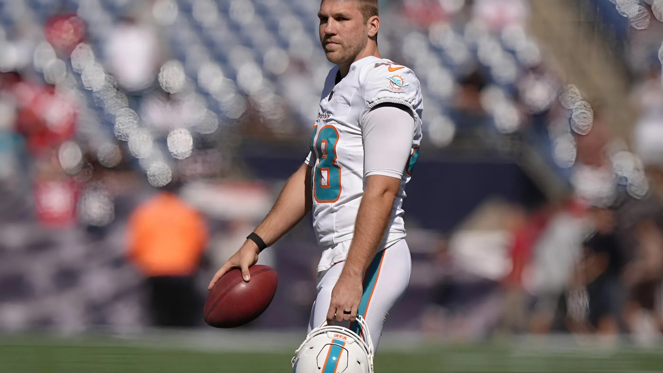 Rams Playmaker Sends Hard-Hitting Message After Making Legendary Choice