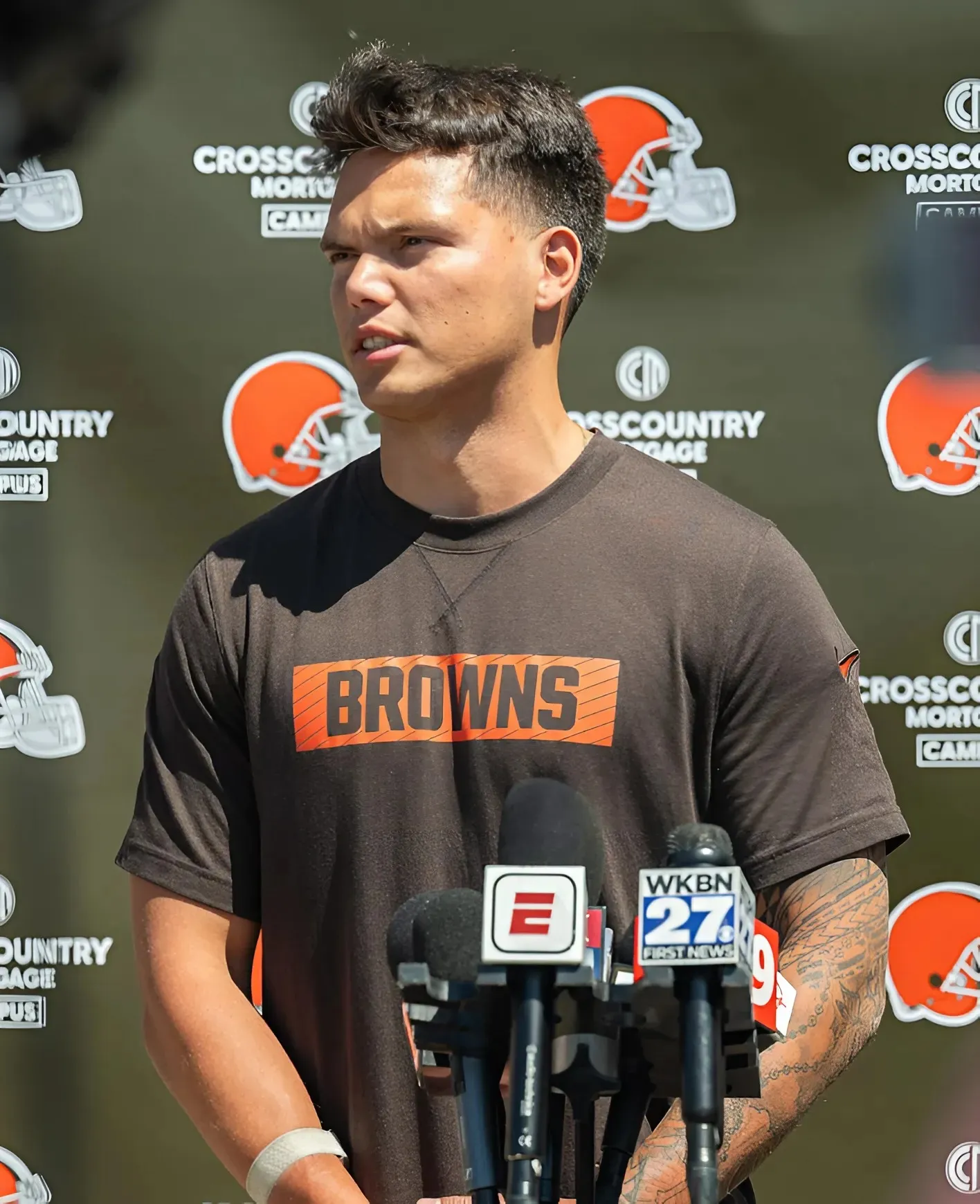 QB COMPETITION IGNITES IN CLEVELAND: Dillon Gabriel Embraces Battle With Shedeur Sanders