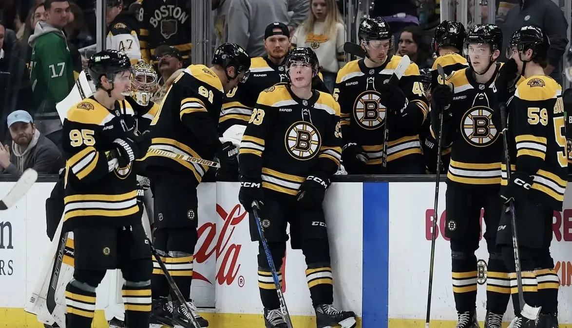 NHL Insiders Agree on Bruins’ Main Head Coach Target