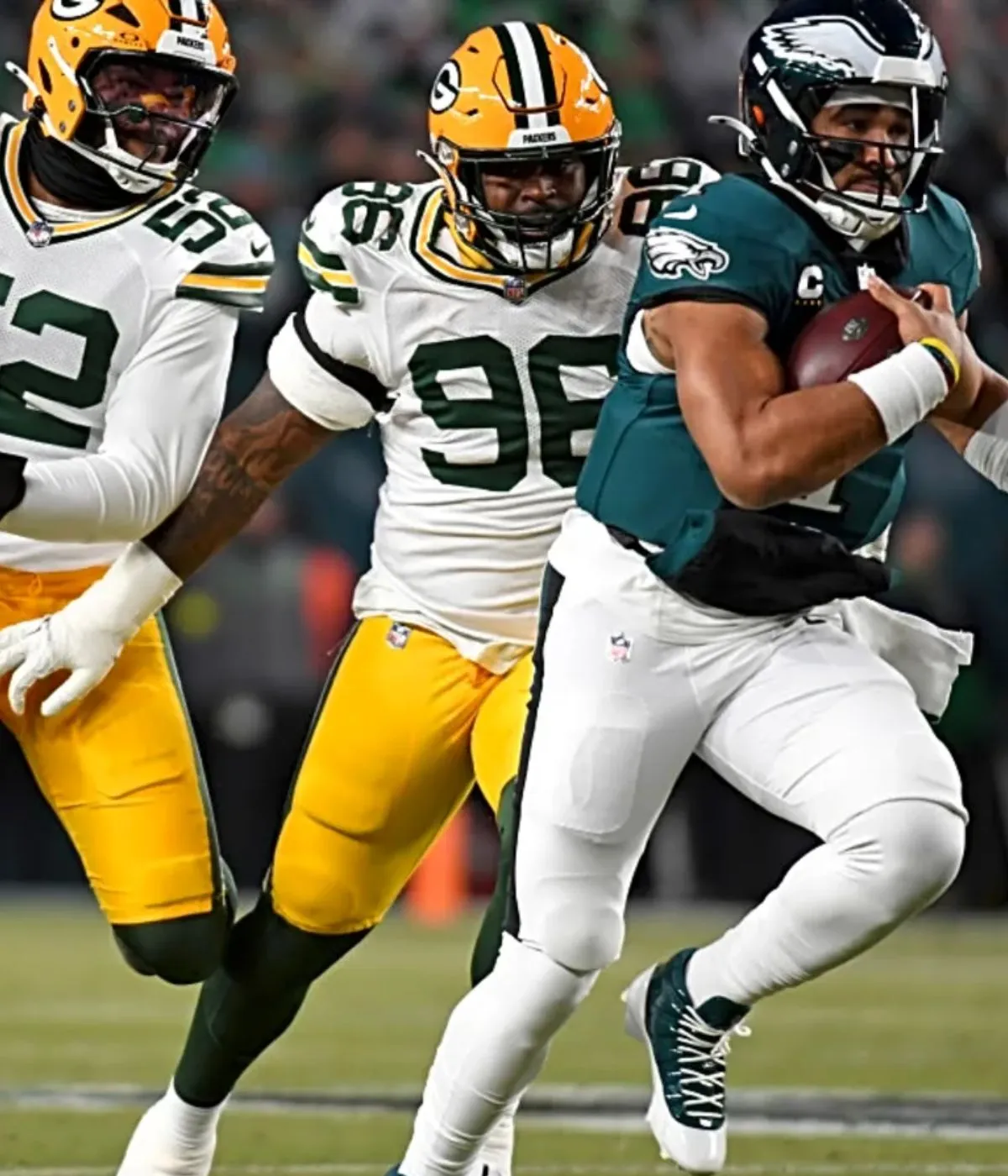Packers Urged To Sign Former No. 1 Pick To Fix Pass Rush Problems