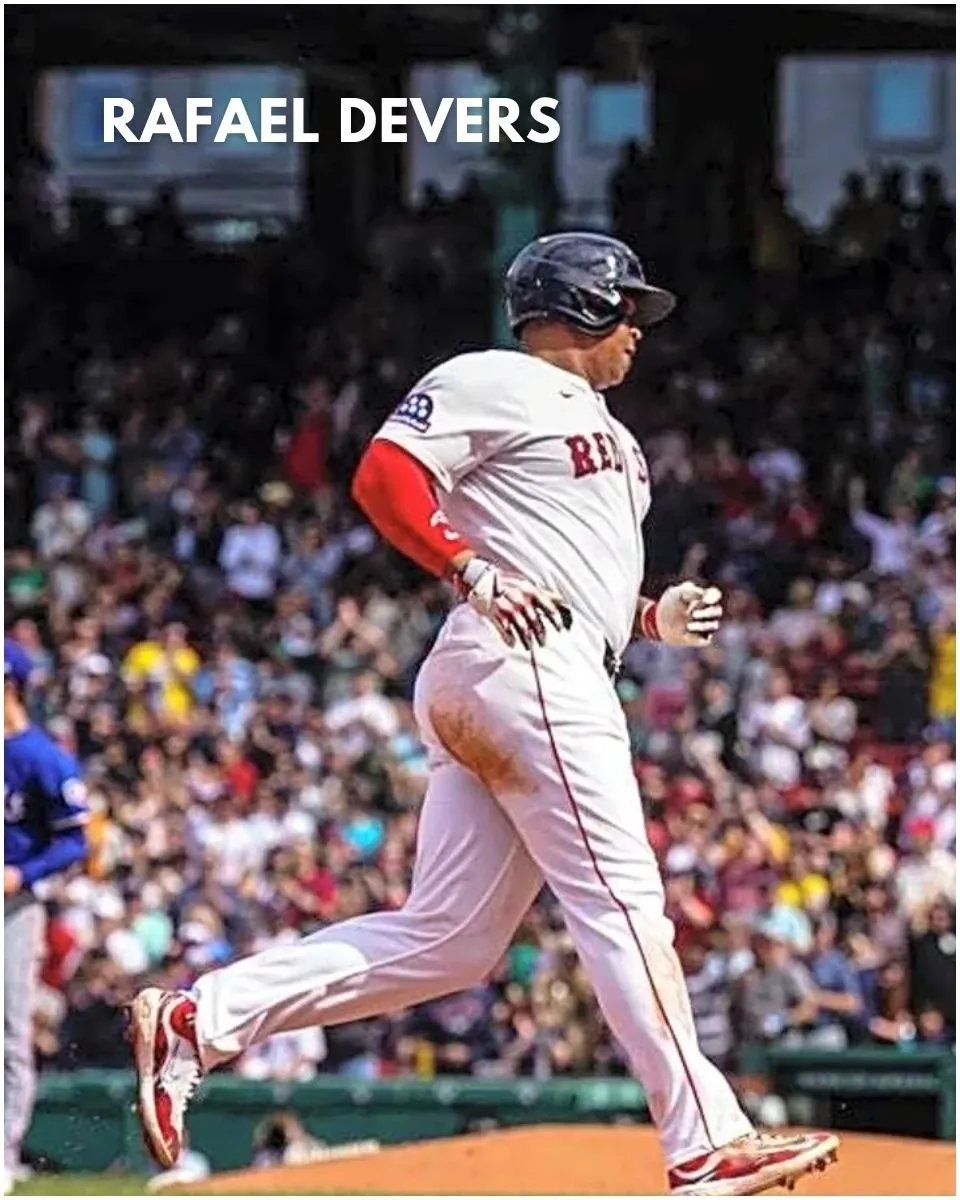 Unhappy at 1B notion, Red Sox's Rafael Devers meets with owner