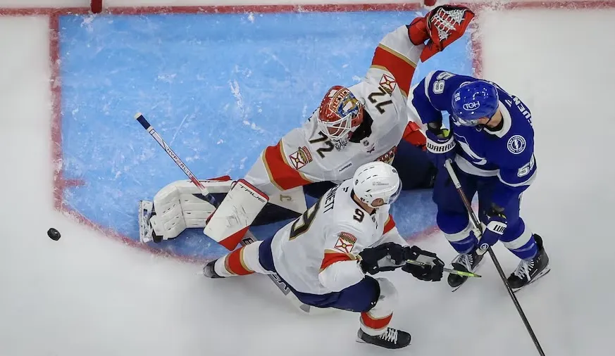 Lightning's opponent in the playoffs - Panthers Make Confident Call on Stanley Cup Winning Goalie