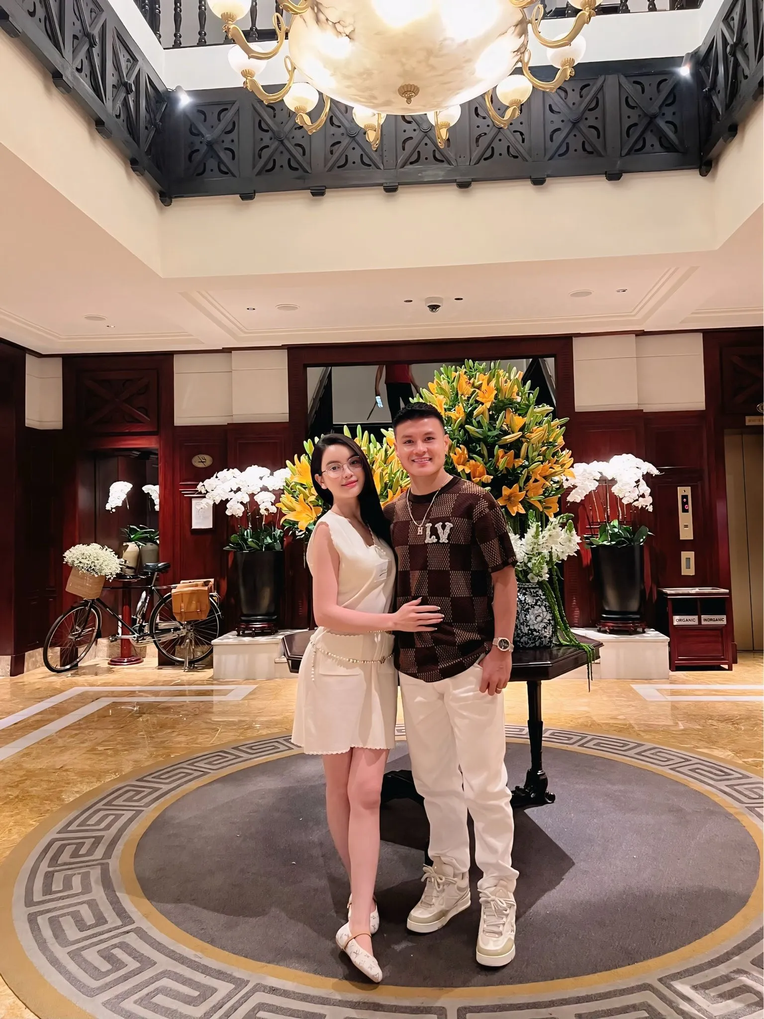 Thông tin "Chu Thanh Huyền bầu lần 2" lên top search