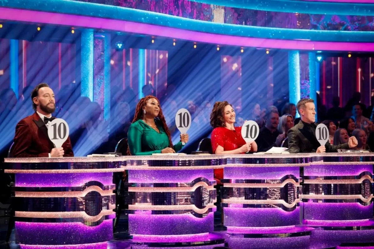Strictly in ‘talks with the Queen’s son – and a very posh reality star’ for new series liennhi