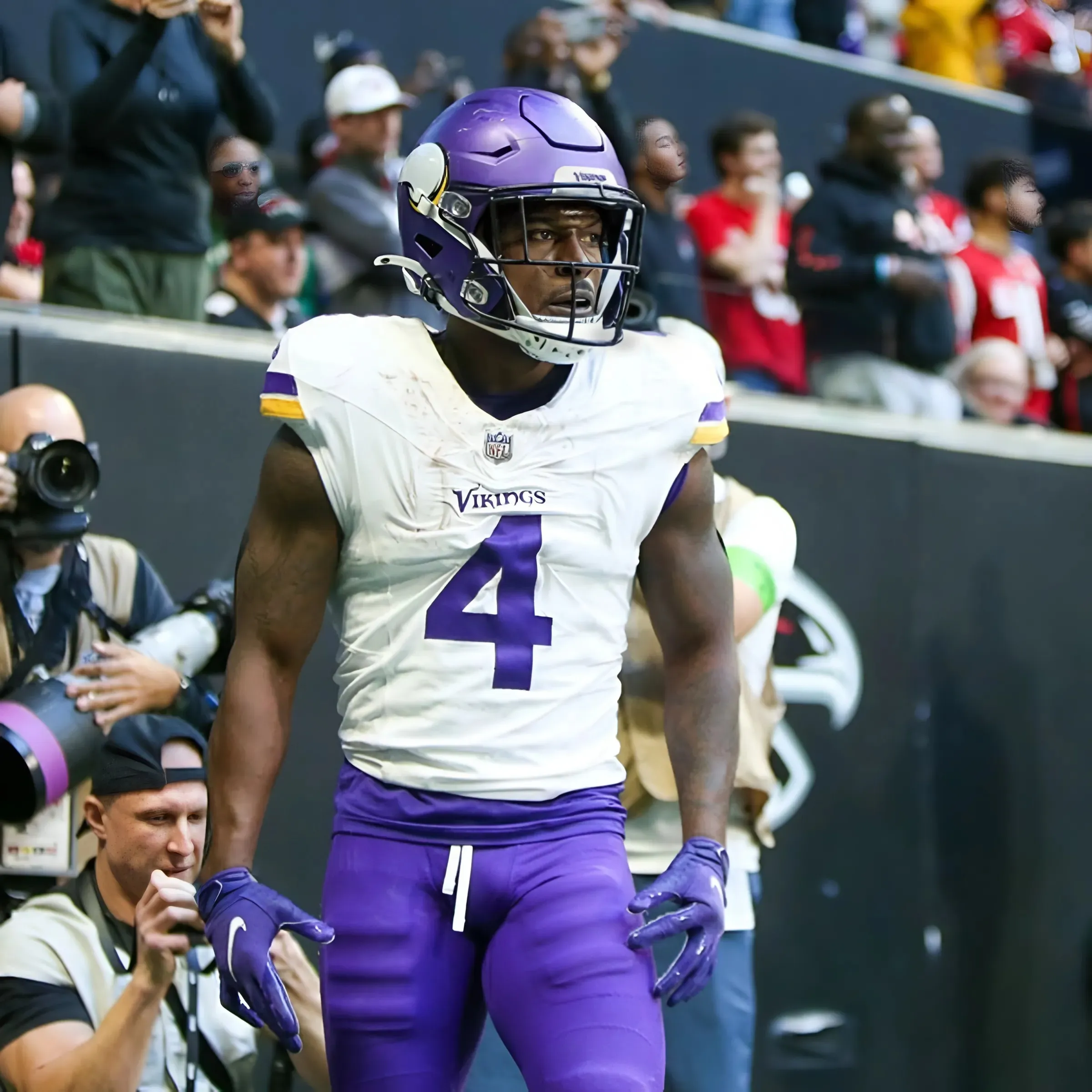 Vikings might be desperate enough to bring back a name fans never expected