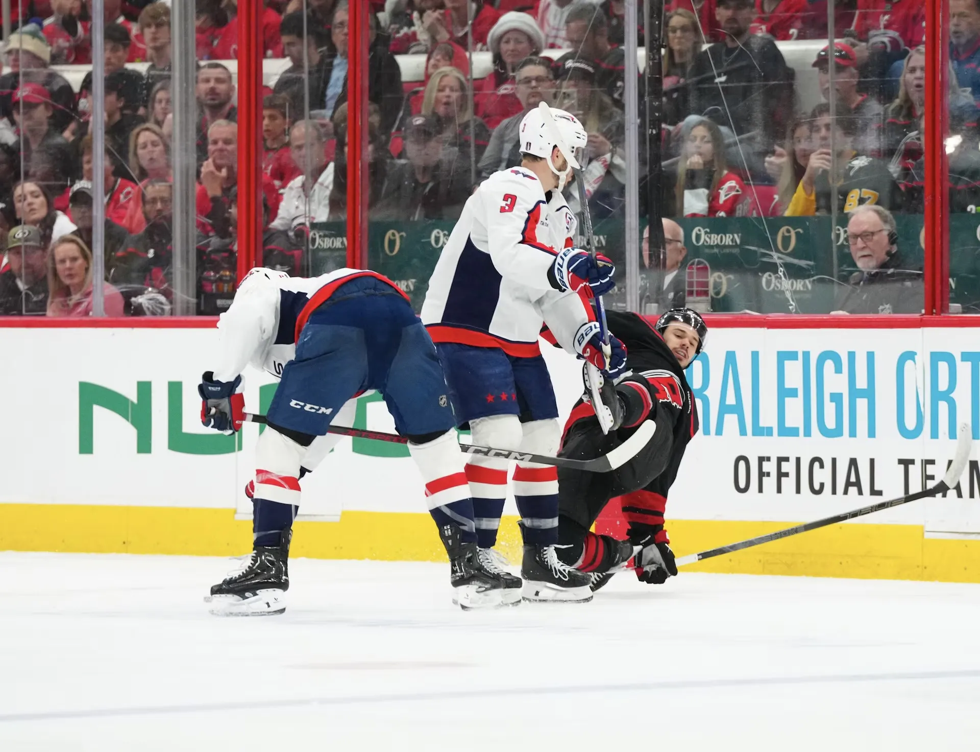 Capitals’ concerning trend gets worse after Game 3 loss to Hurricanes