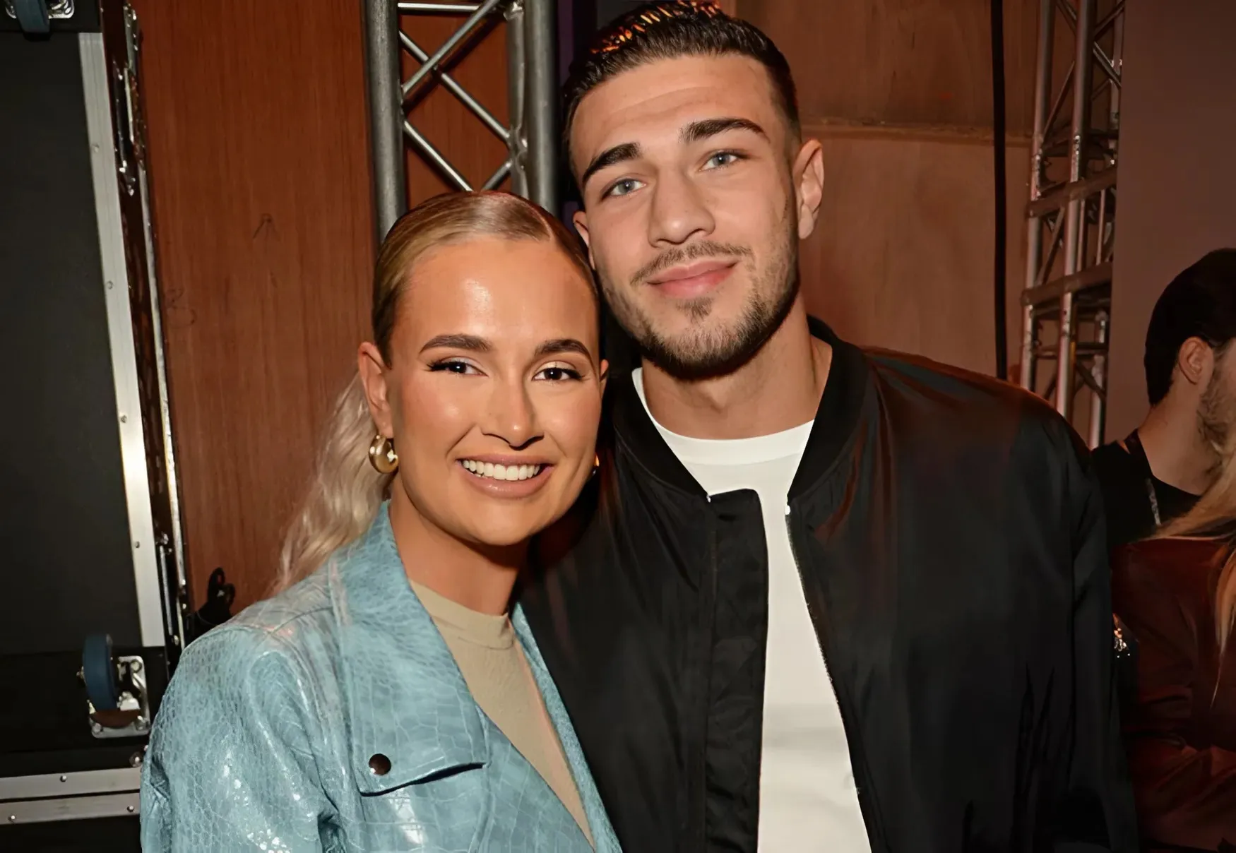 Love Island U.K.'s Molly-Mae Hague Confirms Reunion with Tommy Fury 9 Months Following Split trucc