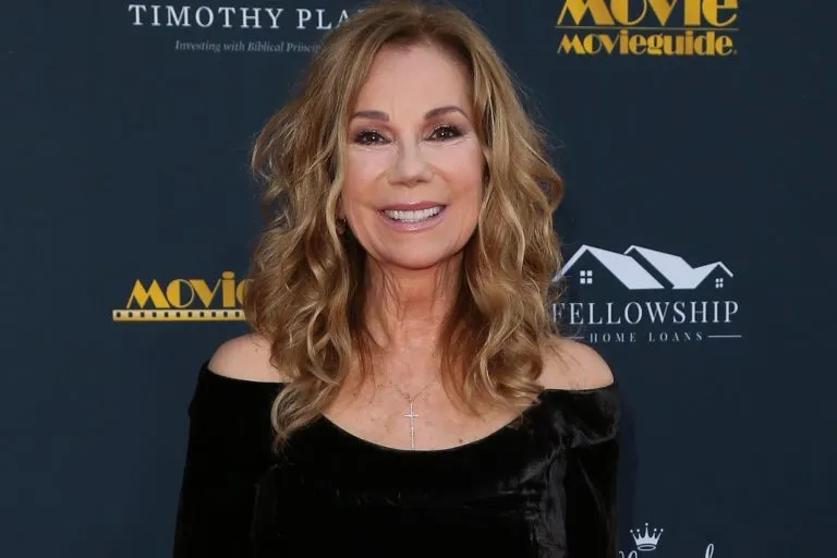 P2. Kathie Lee Gifford’s Unforgettable Live TV Moment Proves Why She’s a Television Icon