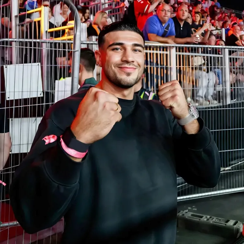 ‘It’s gone’ – Tommy Fury hid ‘problem’ injury from his opponent in comeback fight, reveals dad John ngocc