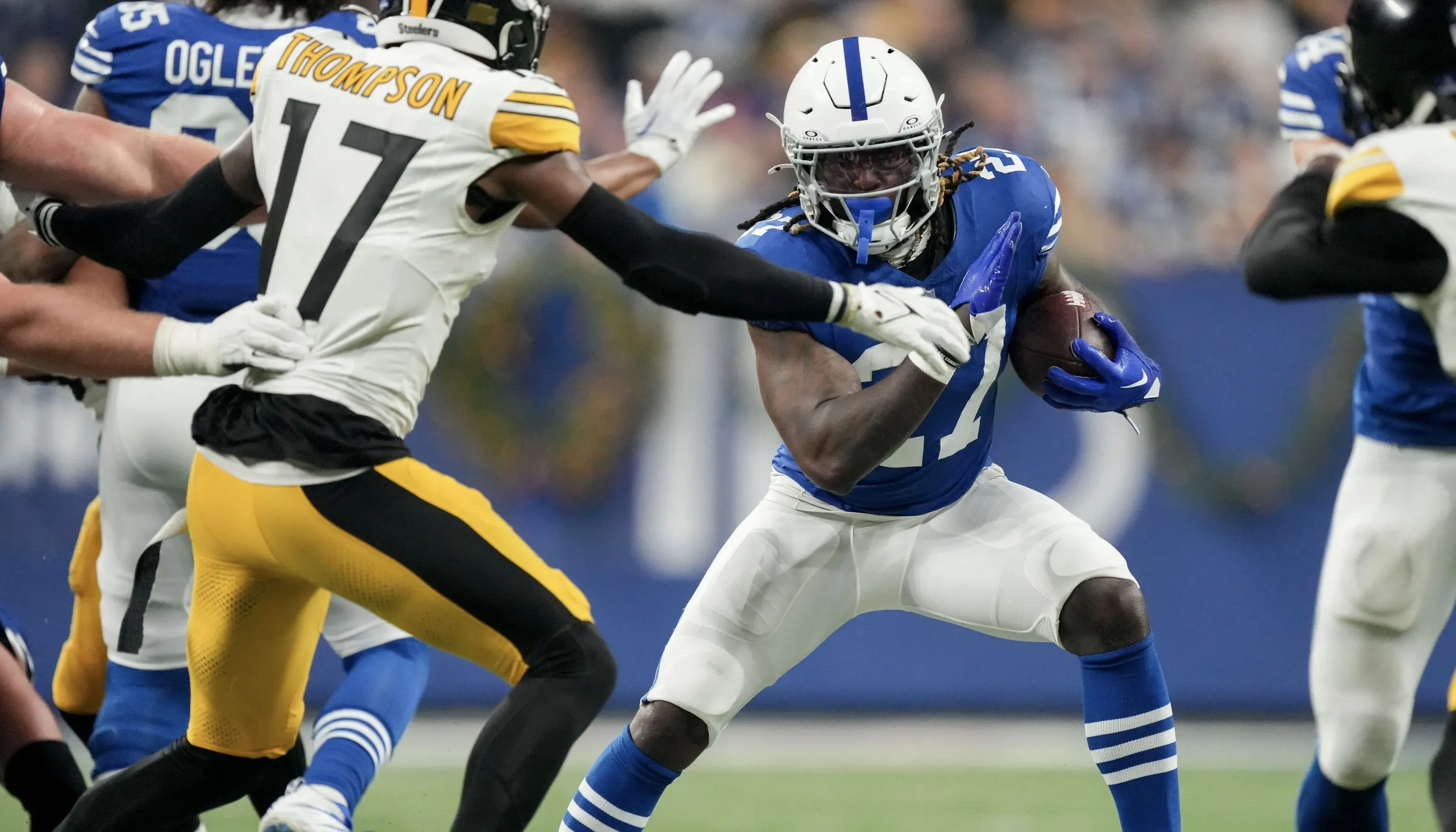 Steelers make free agent signing, but it isn’t Aaron Rodgers
