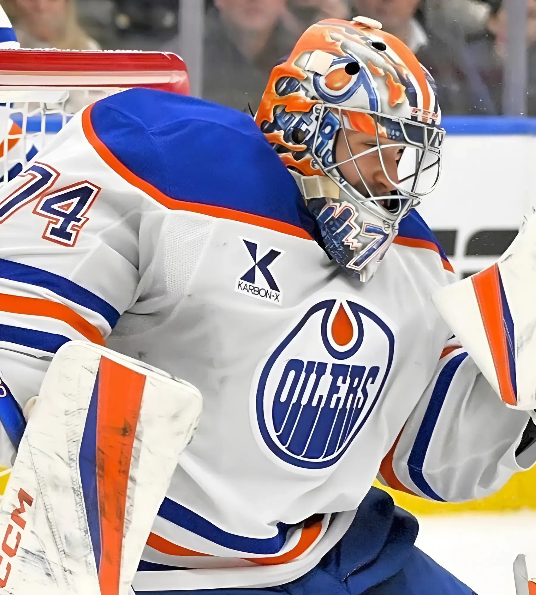 Oilers' Kris Knoblauch Raises Eyebrows With Stuart Skinner Comments