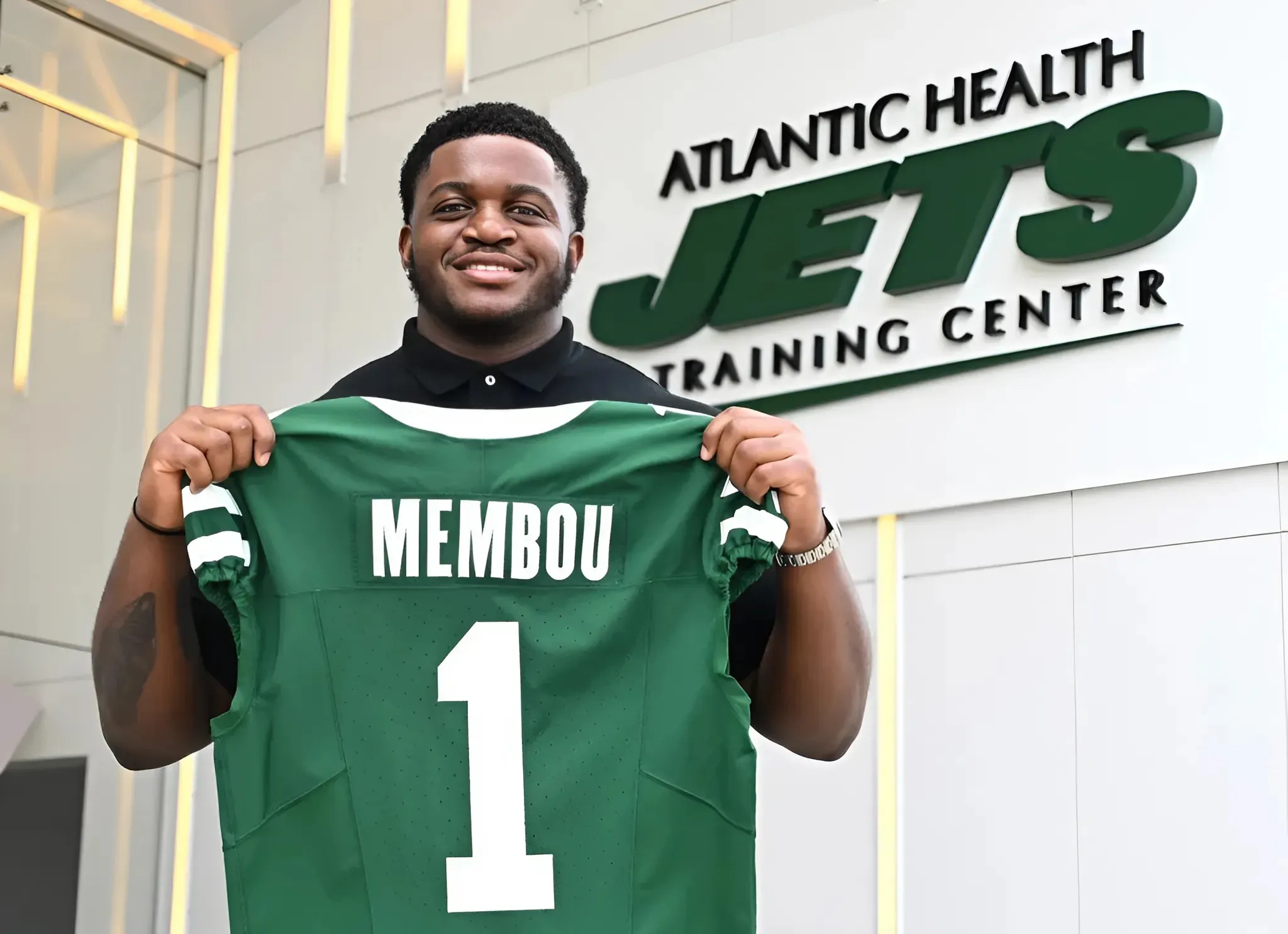 Jets' Armand Membou Lands 'Bold' Comparison To Eagles Legend