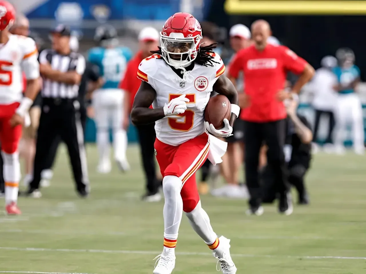 Chiefs Urged To Trade Hollywood Brown for Odd Reason