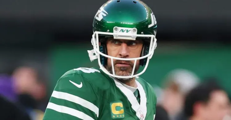 49ers Predicted to End Aaron Rodgers’ Free Agency Amid Purdy Questions