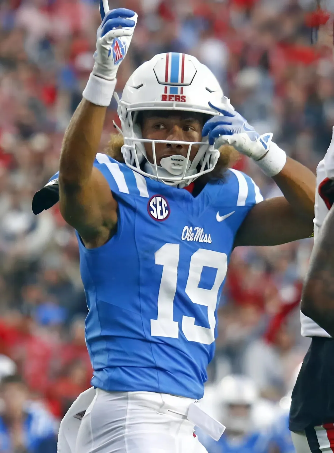 Ole Miss WR Cayden Lee Works With NFL QB Jayden Daniels Ahead of 2025 Season!