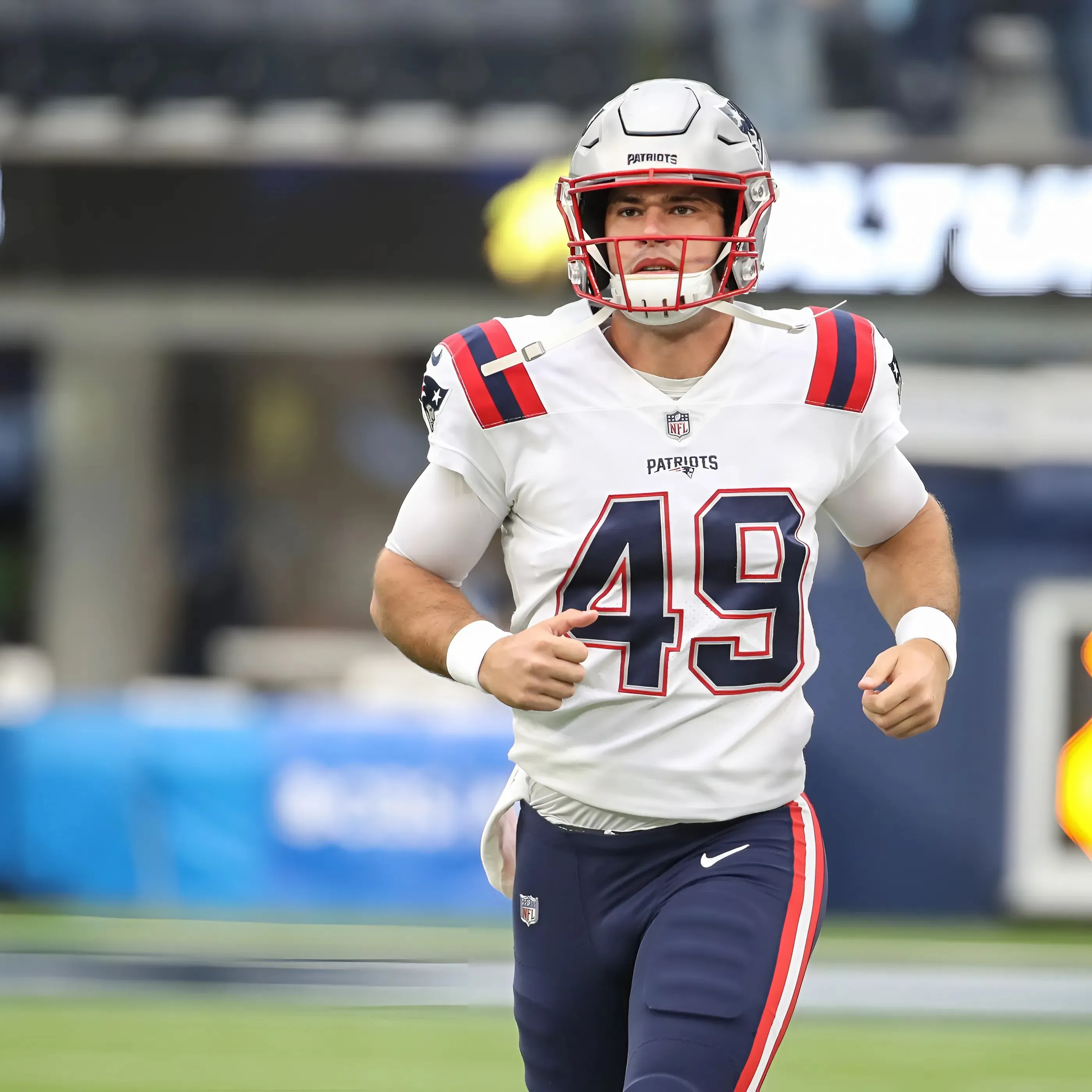 Mike Vrabel Reveals Why Patriots Cut Well-Liked Veteran