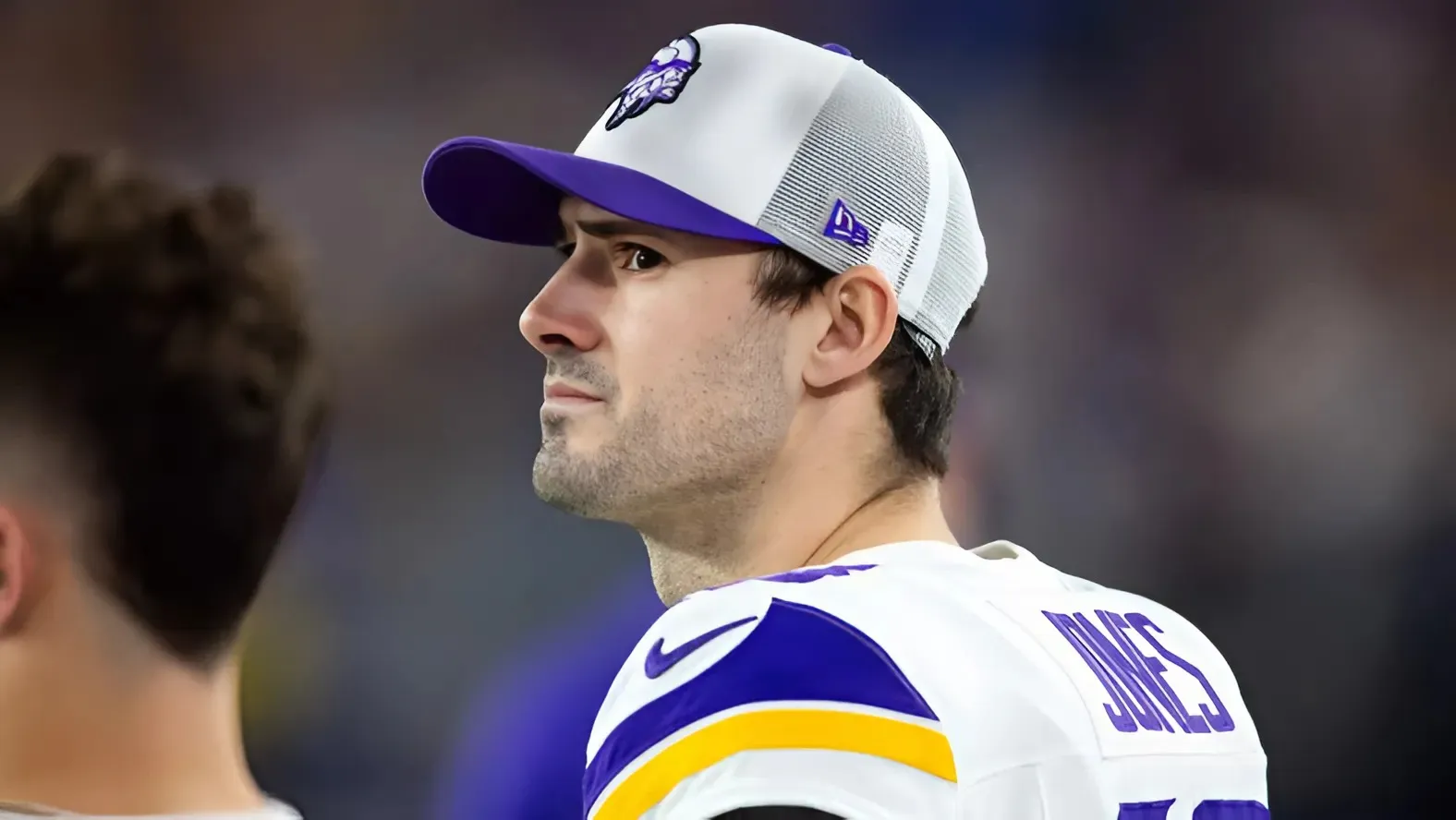 Daniel Jones reportedly chose Indianapolis Colts over Minnesota Vikings despite lower offer Daniel Jones reportedly chose Indianapolis Colts over Minnesota Vikings despite lower offer