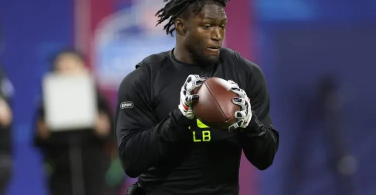 Bengals Rookie Holdouts Have Seemingly Easy Contract Fix