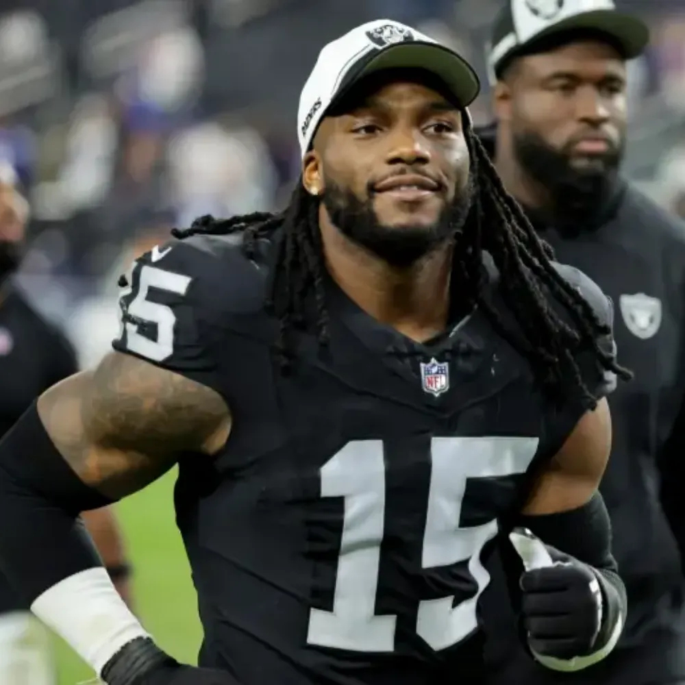 Las Vegas Raiders Sign Pro Bowl Linebacker - suong