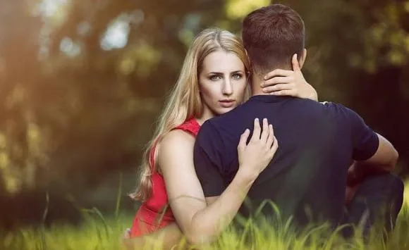 Ngoại tình đã lỗi thời, hiện nay 8 kiểu quan hệ sau đang là mốt, kiểu cuối cùng được rất nhiều