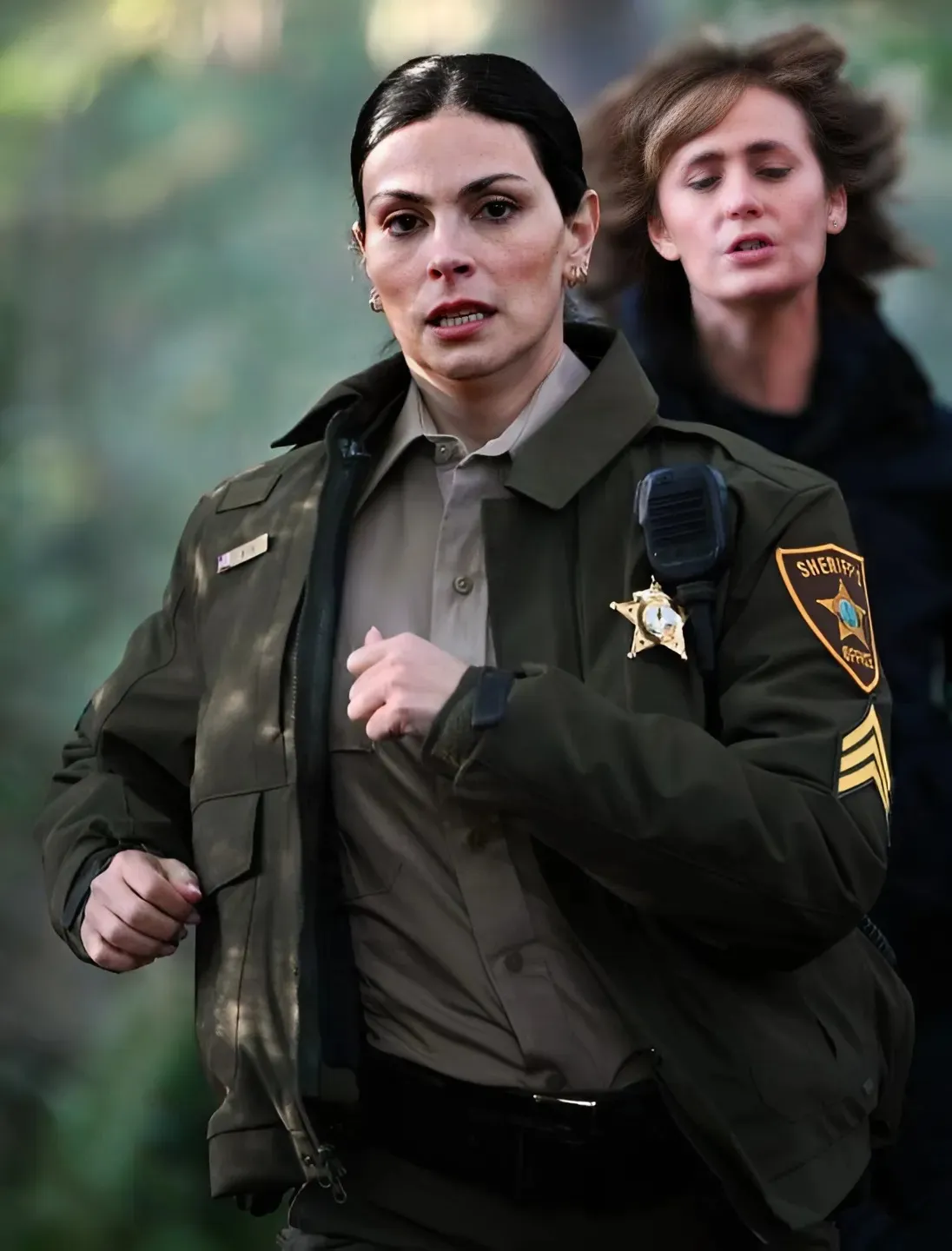 ‘Sheriff Country’: Morena Baccarin Talks ‘Darker’ Spinoff and ‘Fire Country’ Crossovers