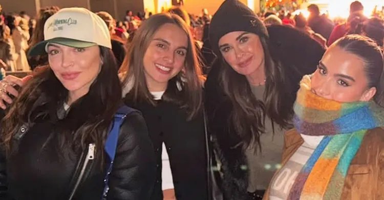 Kyle Richards & Mauricio Umansky Hit the Club with Their Daughters Before Mother's Day