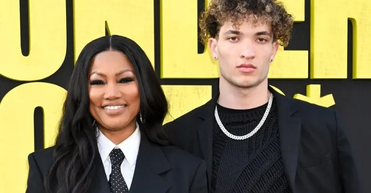 Garcelle Beauvais Has a Red Carpet Night Out with Her Special Guy: "Fun Night" (PHOTOS)