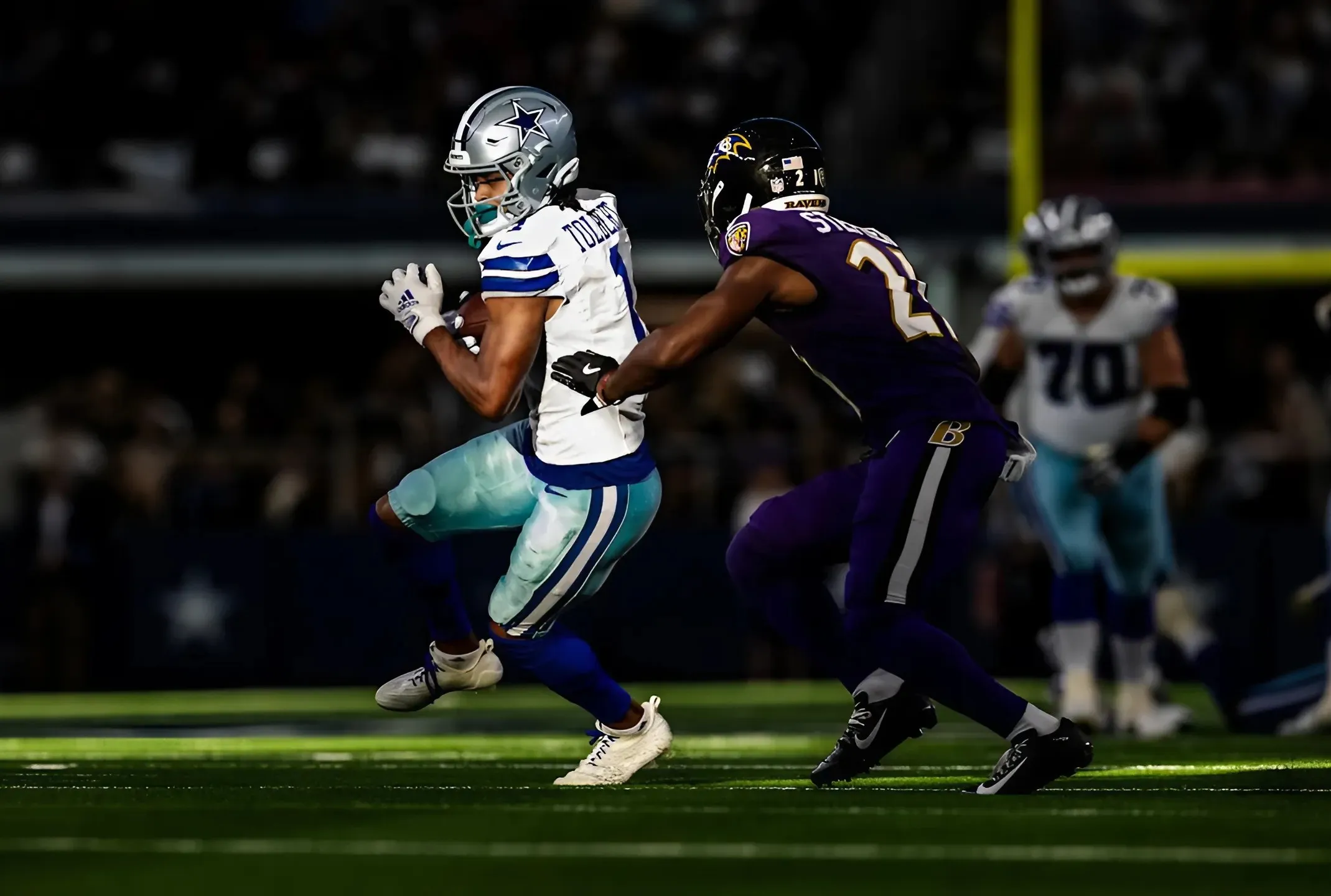 Cowboys Starting Playmaker in Danger of Being ‘Trade Bait,’ Says Analyst