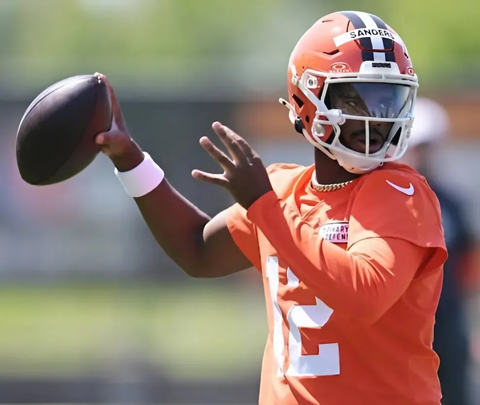 Lakers News: LeBron James Offers Support For Browns’ Shedeur Sanders