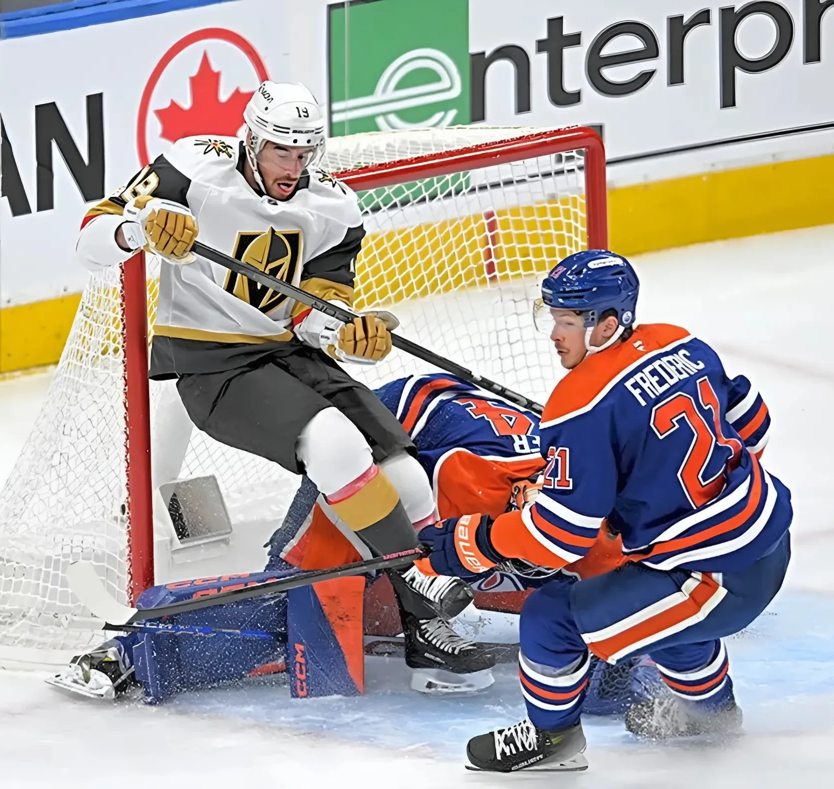 Golden Knights’ Reilly Smith drops defiant message amid 3-1 series deficit