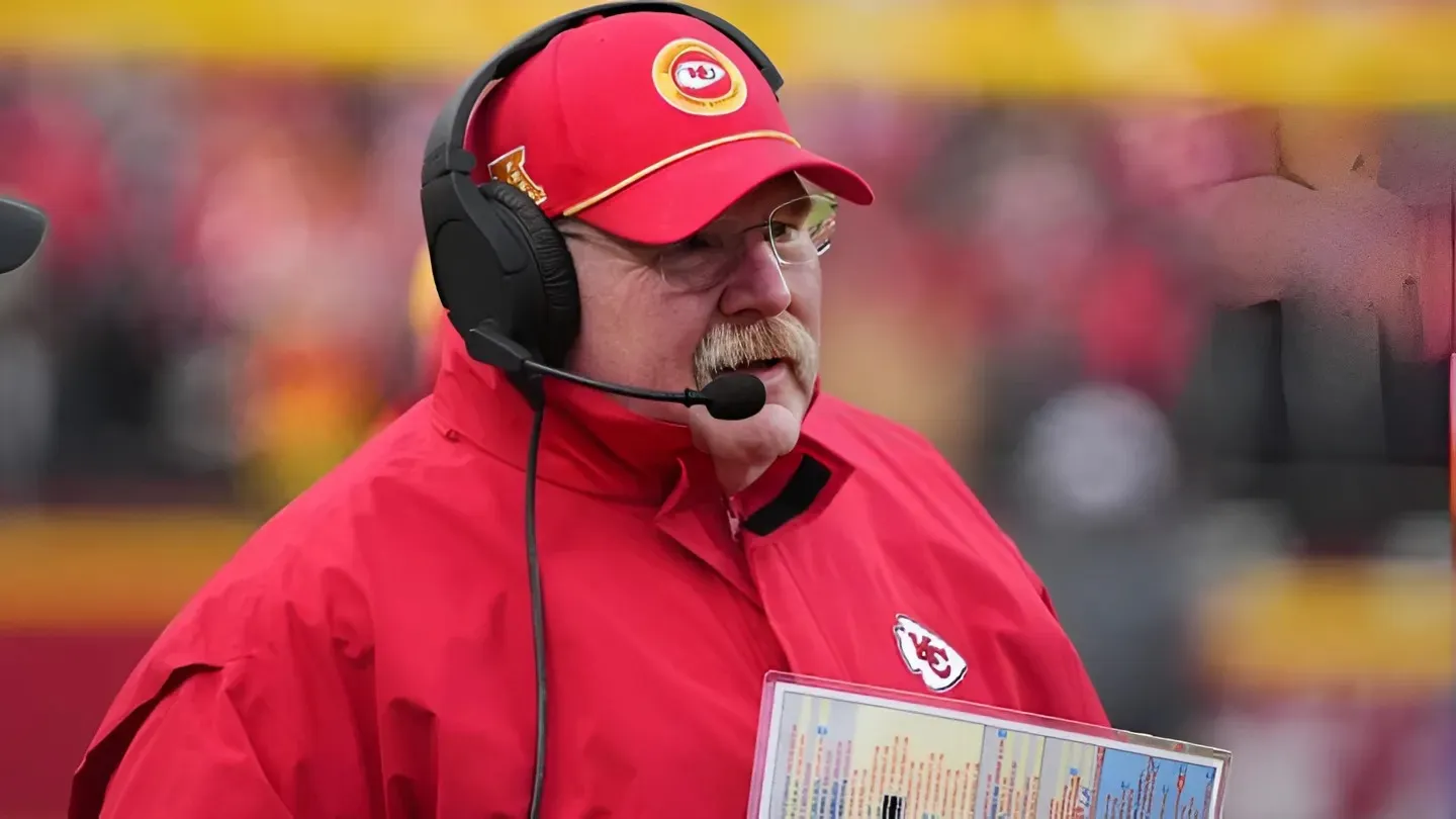 Former Chiefs Super Bowl Champ Cut By New Team on Monday