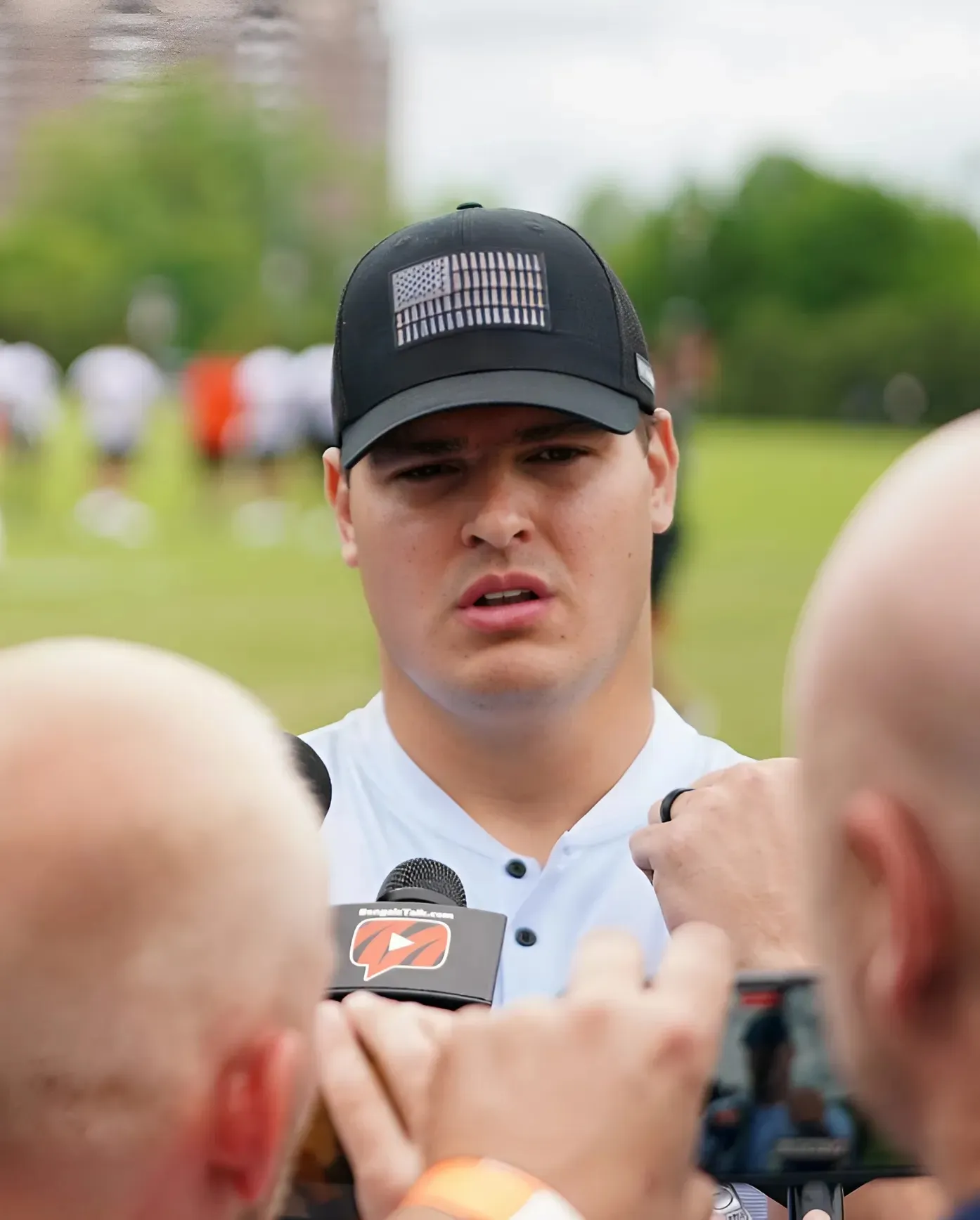 Bears Fans Want Trey Hendrickson — But Chicago’s Cap Situation Makes It a Pipe Dream