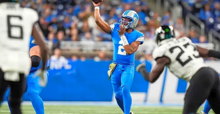 Lions QB Named a Potential Trade Target for Saints Following Derek Carr's Retirement