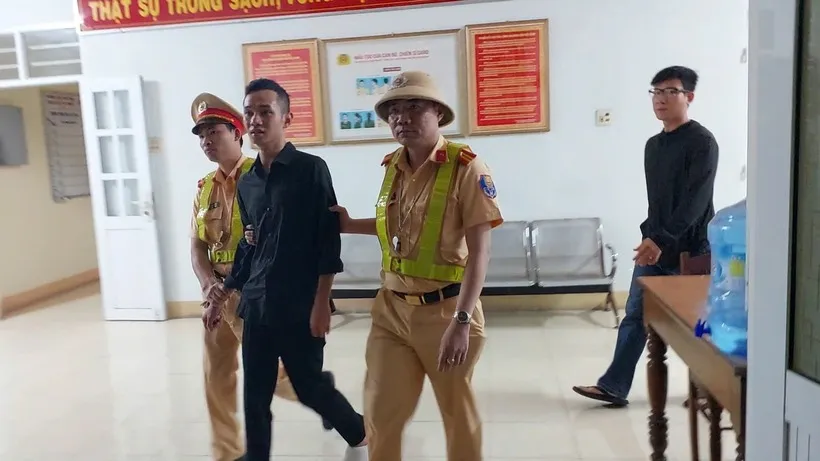 "Cần tìm 1 bạn nữ làm bạn gái, chu cấp mỗi tháng 30 đến 35 triệu": Thanh niên đăng tin tìm được "ý trung nhân" rồi bị bắt tại trận