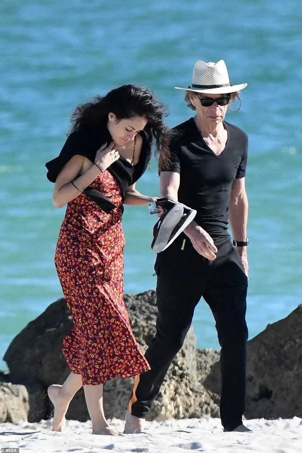 Mick Jagger, 80, with a net worth of $500 million, lives in a happy villa with partner Mel Hamrick, 37, after giving birth to his eighth kid