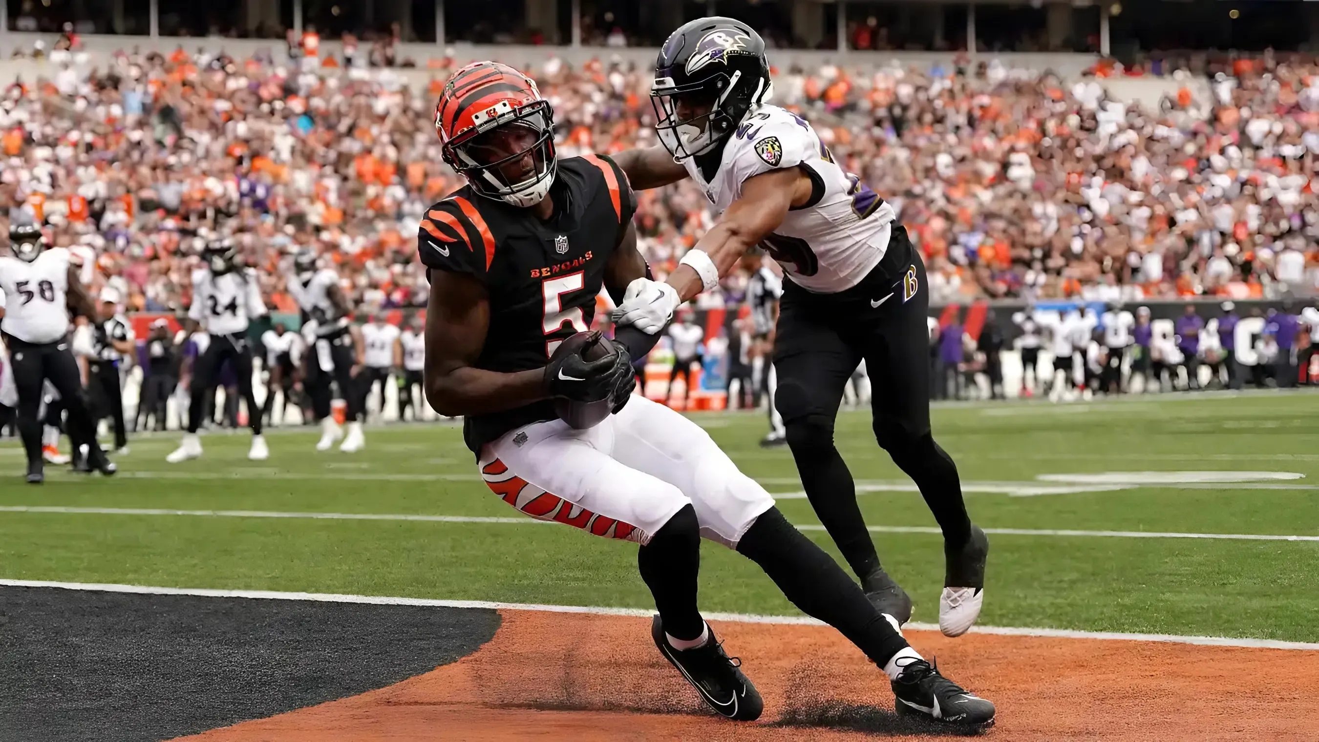 Ravens Breakout Defensive Player Suffers ‘Brutal’ Injury: Report