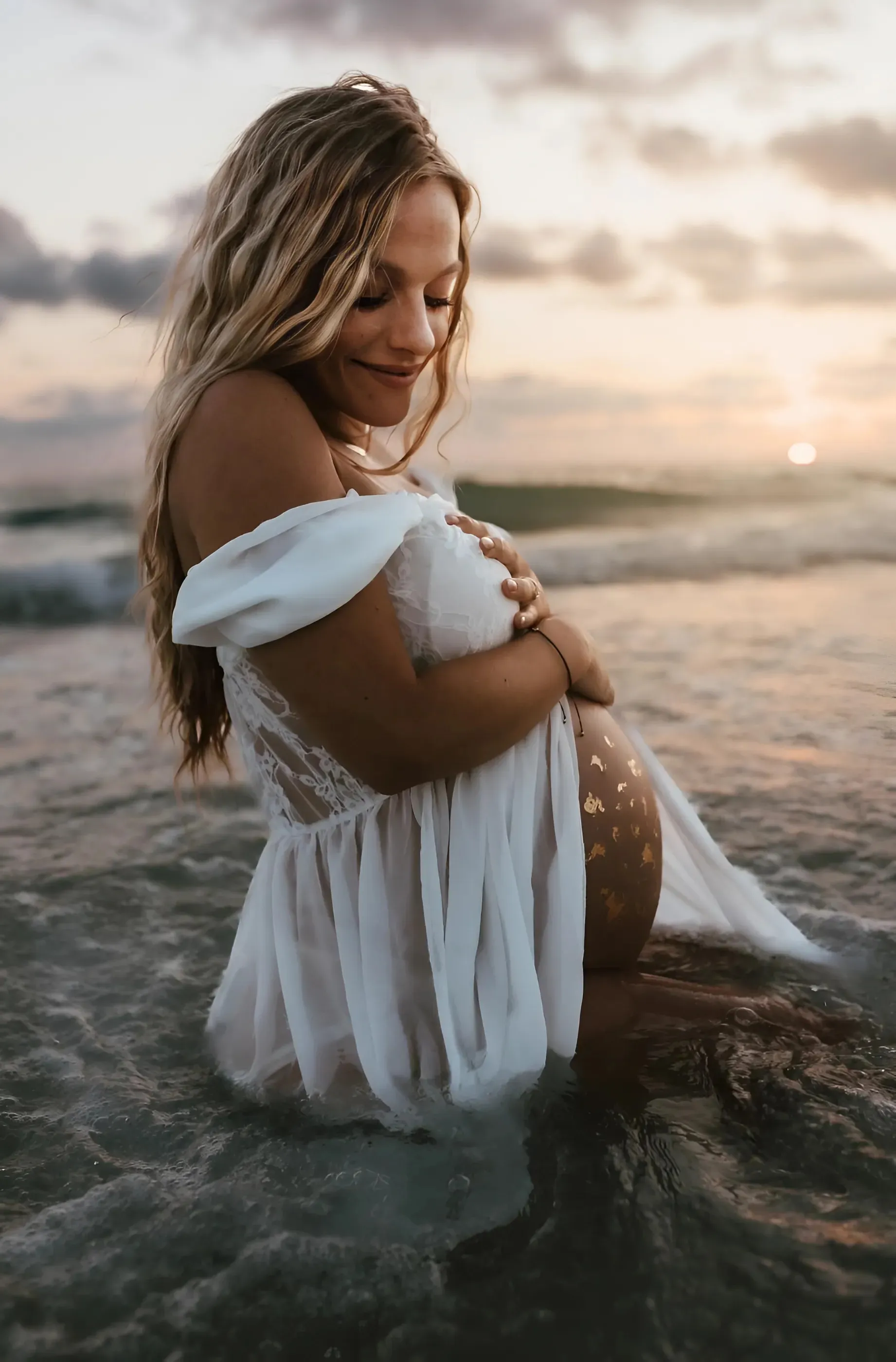 Pregnant Mackenzie McKee Announces the Gender of Her and Khesanio Hall’s TWINS!