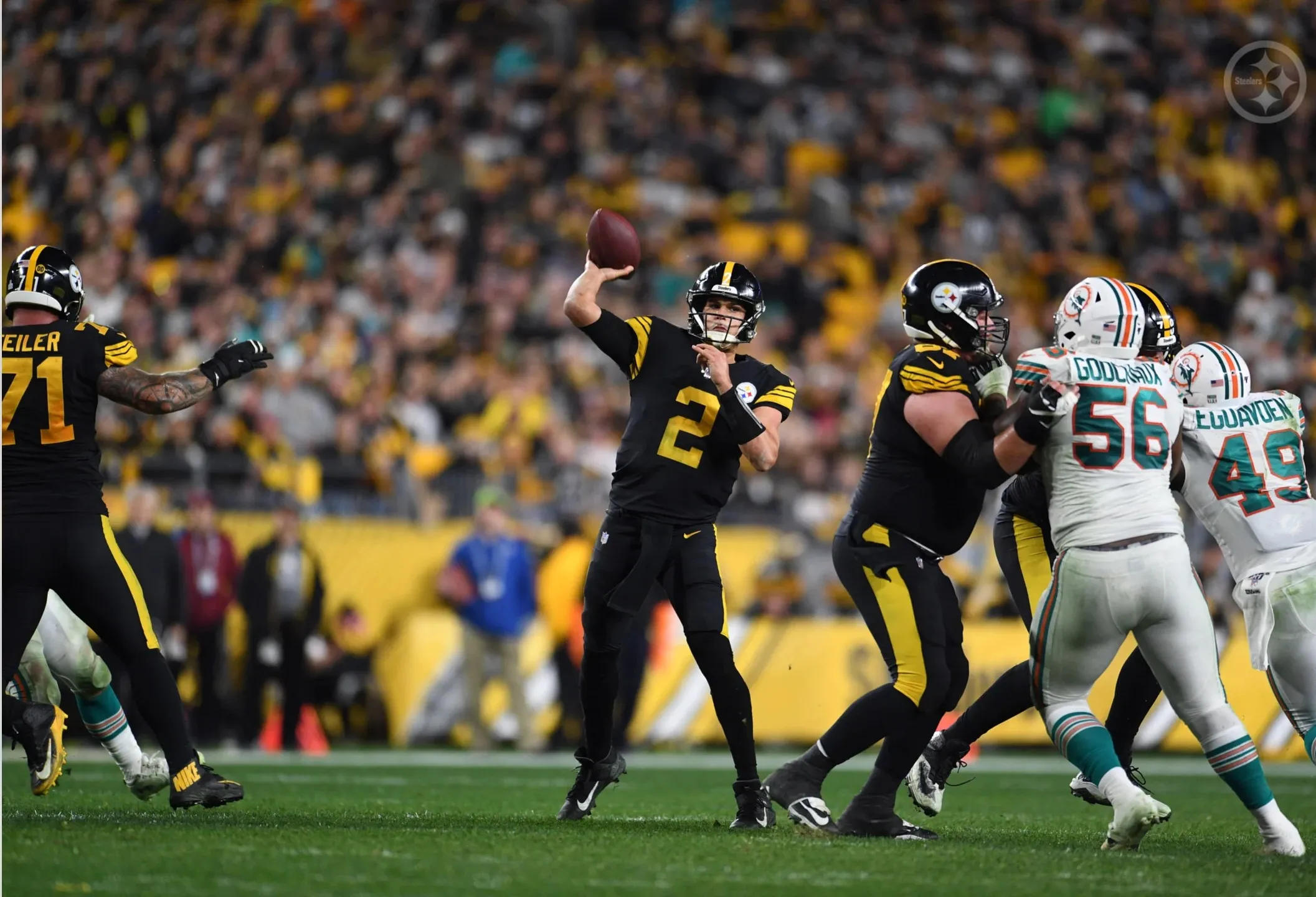 Steelers LB Sends Strong Message on Mason Rudolph, QB Situation