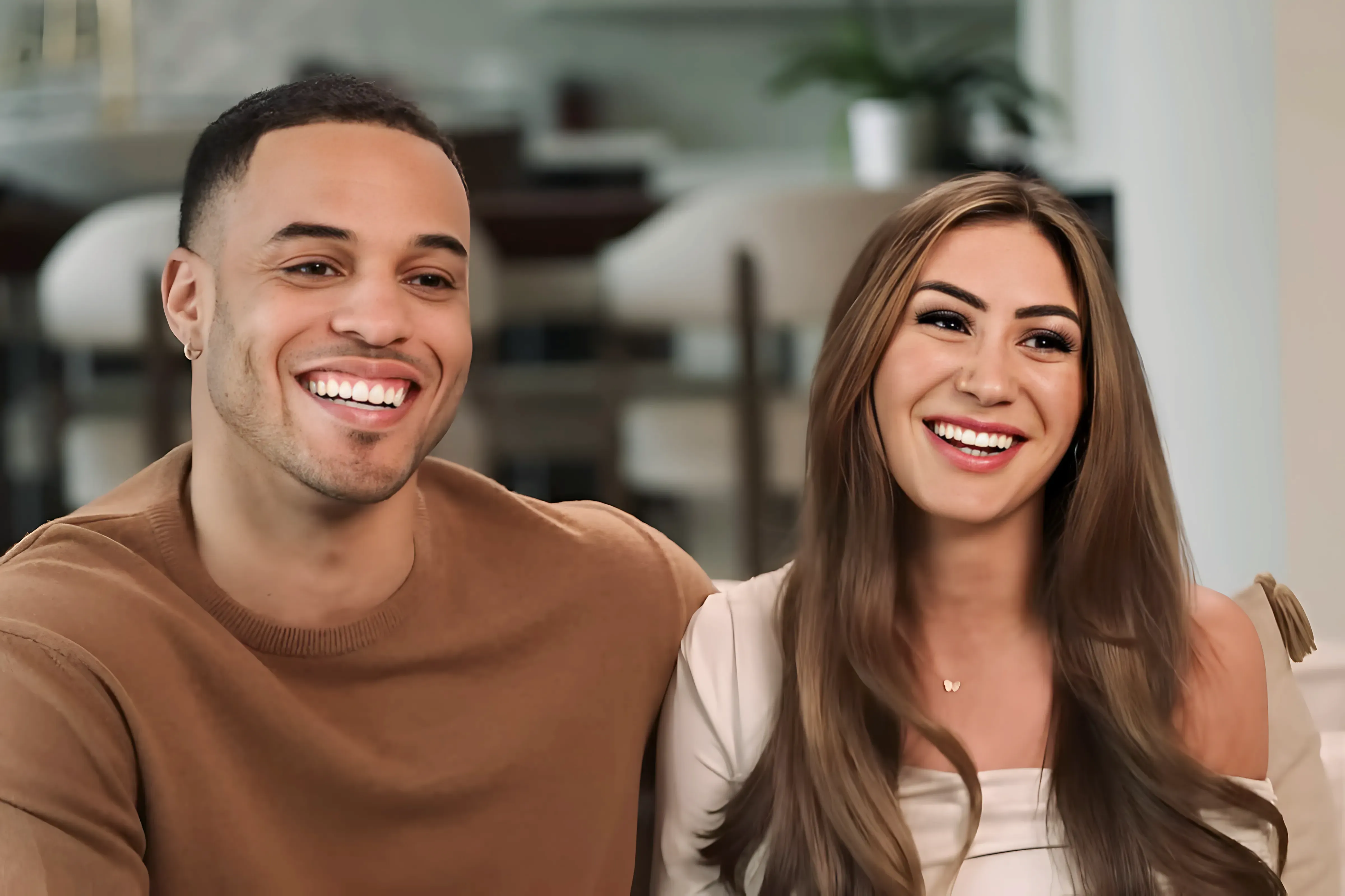 Juliana Pasquarosa & Grant Ellis Discuss Breakup Rumors and If They’re Still Going to Italy