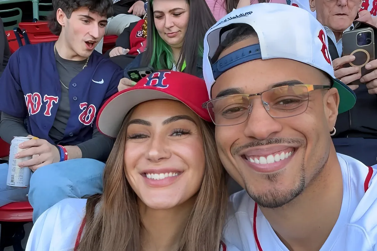 Juliana Pasquarosa & Grant Ellis Discuss Breakup Rumors and If They’re Still Going to Italy tram