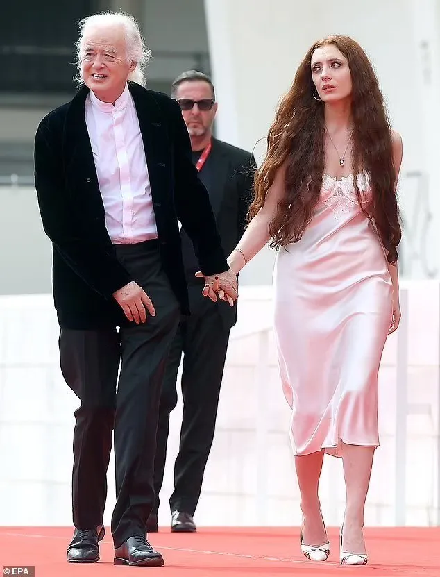 🎸 Jimmy Page, 79, Finds New Harmony with 34-Year-Old Poet Scarlett Sabet in NYC Love Nest