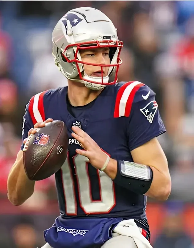 Patriots Hall of Famer Shares Thoughts on Second-Year QB
