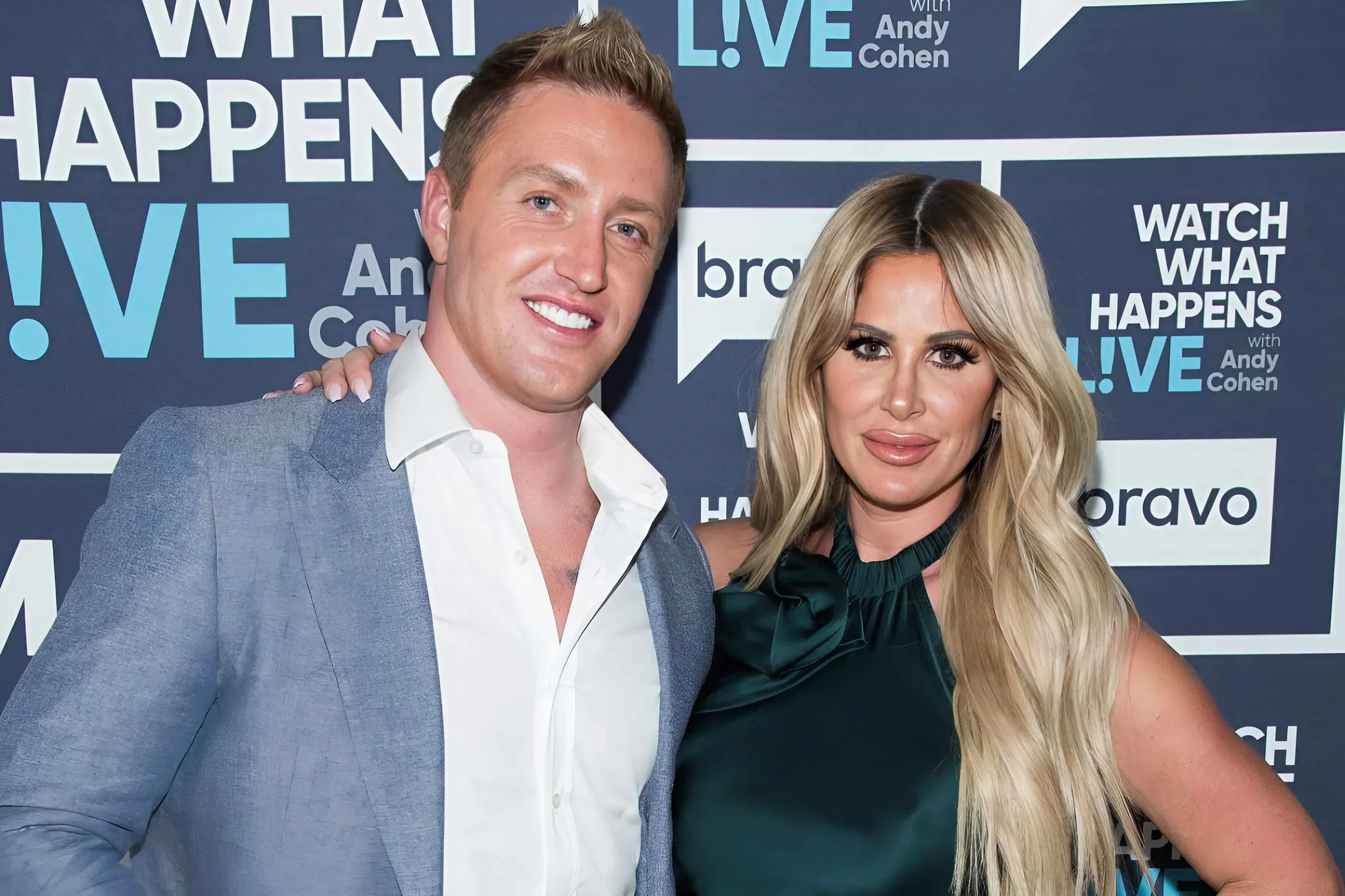 Bikini-clad Kim Zolciak shows estranged husband Kroy Biermann what he’s missing on beach getaway