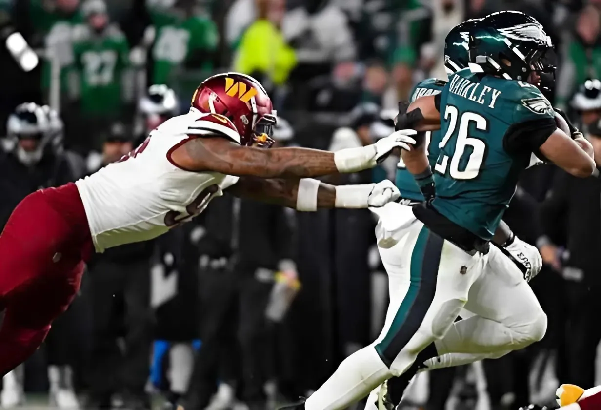 Stars align for Eagles to run away with NFC East title vs. Commanders