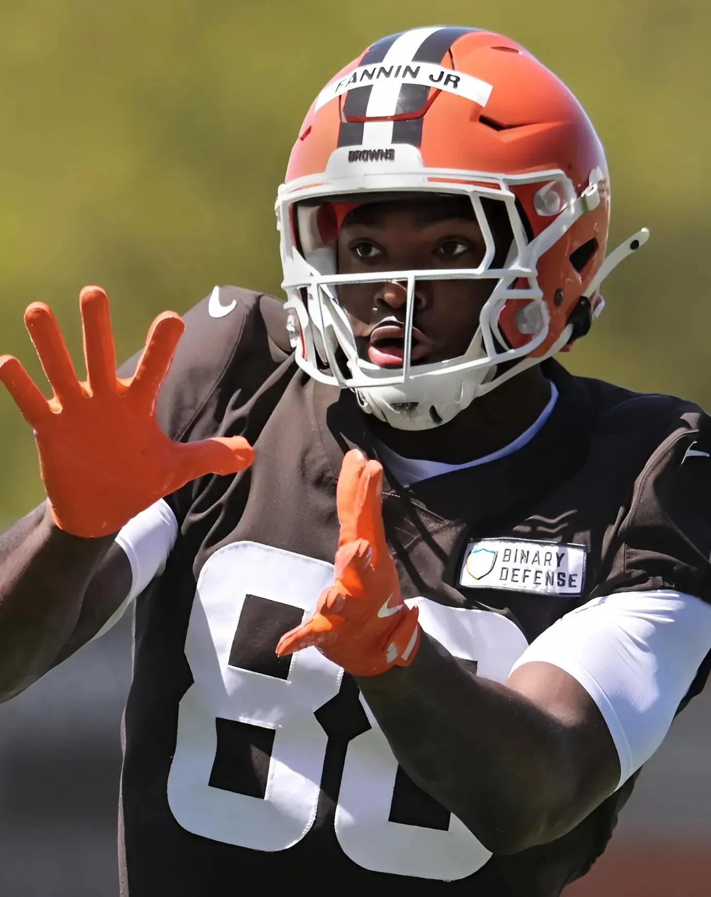 Browns’ Rookie TE Could Be the Surprise Superstar Cleveland Desperately Needs!