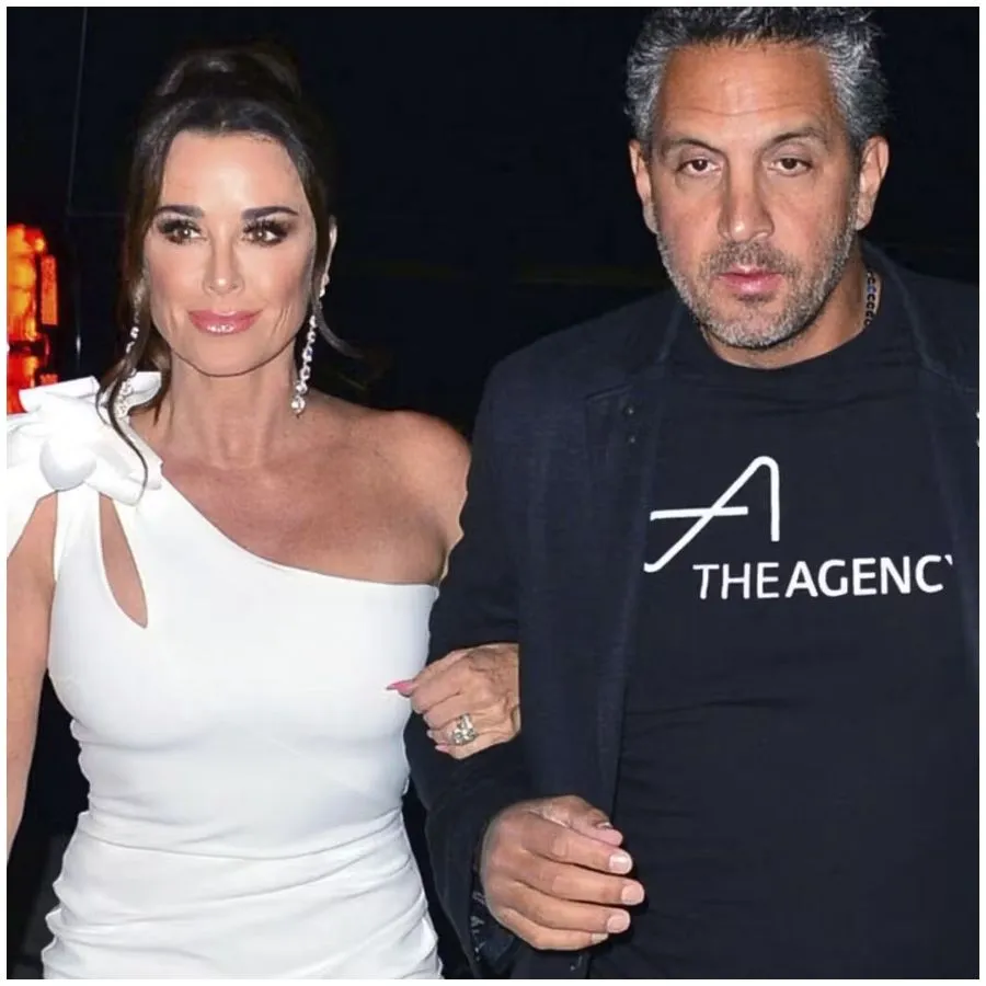 Mauricio Umansky Speaks Out About Where He Stands with Kyle Richards Today: "I Love Her"